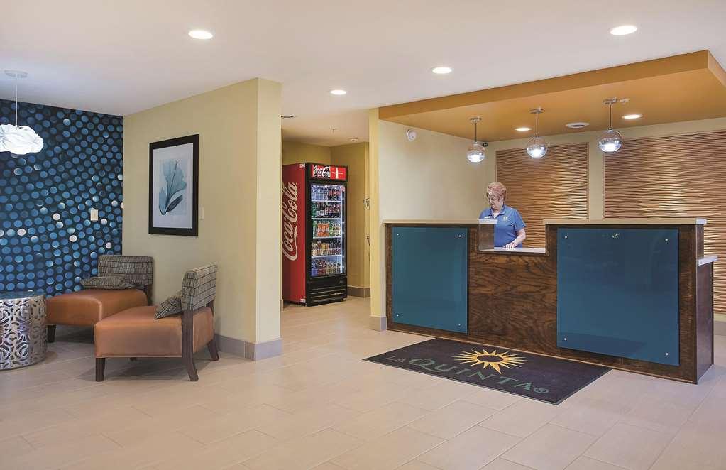 La Quinta Inn By Wyndham Pigeon Forge-Dollywood Interieur foto